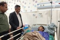 احمد رئیسی آتش نشان مجروح حادثه پهپادی در بندرکنگ