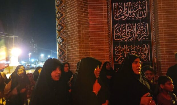 بارش سیل‌آسا نتوانست مردم بندرلنگه را از بیعت باز دارد