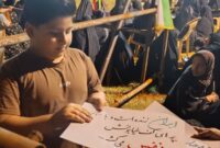 تصاویری از شهری که خردسالان هم در میدان هستند