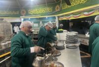 حضور خادمان رضوی بندرلنگه در چایخانه حرم مطهر رضوی